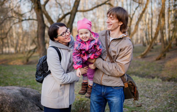 Эксперт ДООН в сфере коммуникаций в области народонаселения и развития