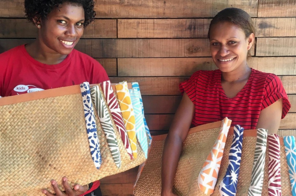 Российский волонтер способствует созданию устойчивых источников дохода на Фиджи