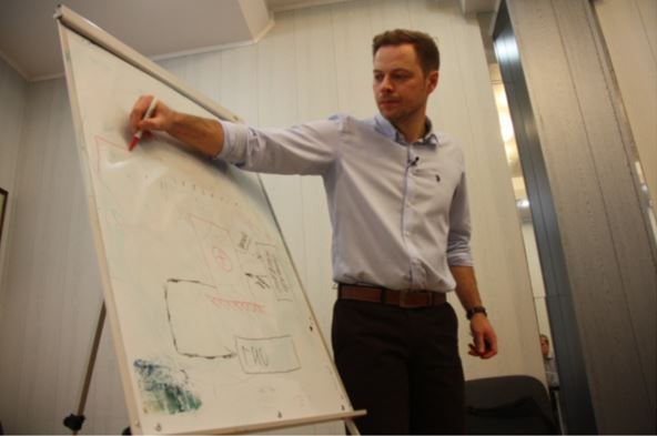 Российский эксперт поддерживает преобразование устаревших энергосистем в Кыргызстане